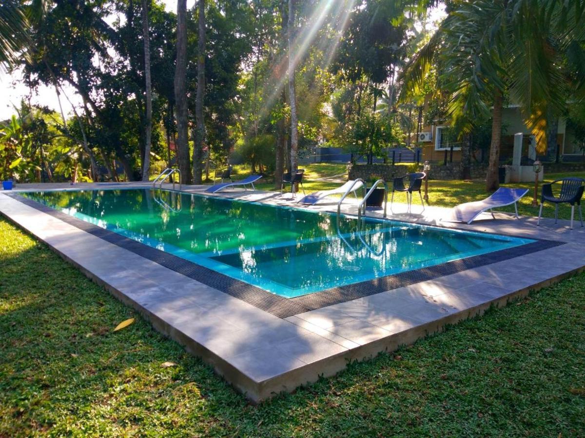 Temple Pond Villa Colombo 필리얀달라 외부 사진